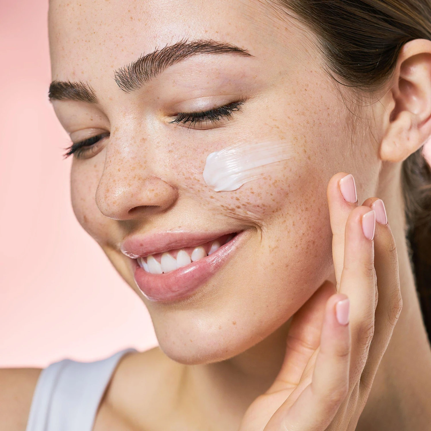 Bliss BRIGHT IDEA VITAMIN C + TRI-PEPTIDE BRIGHTENING MOISTURIZER 4 Bliss BRIGHT IDEA VITAMIN C + TRI-PEPTIDE BRIGHTENING MOISTURIZER - Image 4