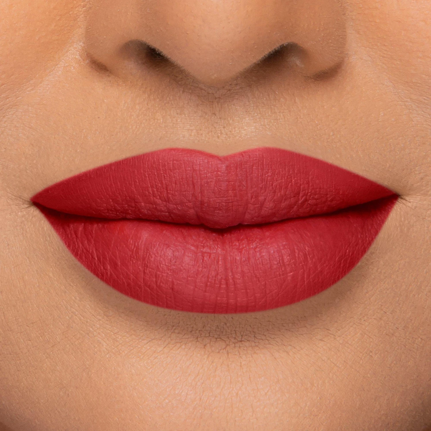 Too Faced LADY BOLD WATERPROOF, LONGWEAR LIP LINER 4 Too Faced LADY BOLD WATERPROOF, LONGWEAR LIP LINER - Image 4