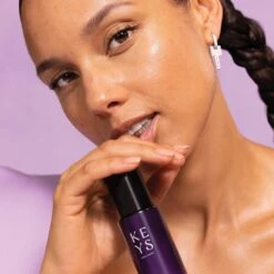 LET ME GLOW ILLUMINATING SERUM 8 LET ME GLOW ILLUMINATING SERUM -Cosmetics Store 2593082cm alt03