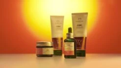 The Body Shop VITAMIN C GLOW REVEALING SERUM -Cosmetics Store 7bfc157b e662 4595 a198 73d6b328ba4f